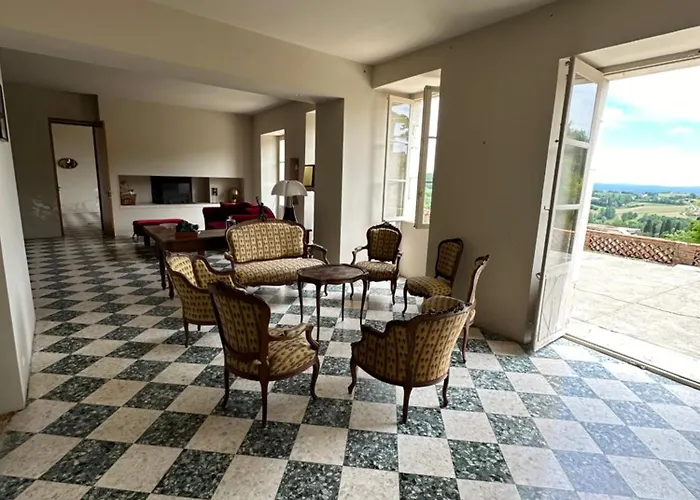 Les Trois Terrasses 3*