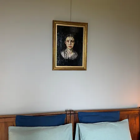 Les Trois Terrasses Bed & Breakfast